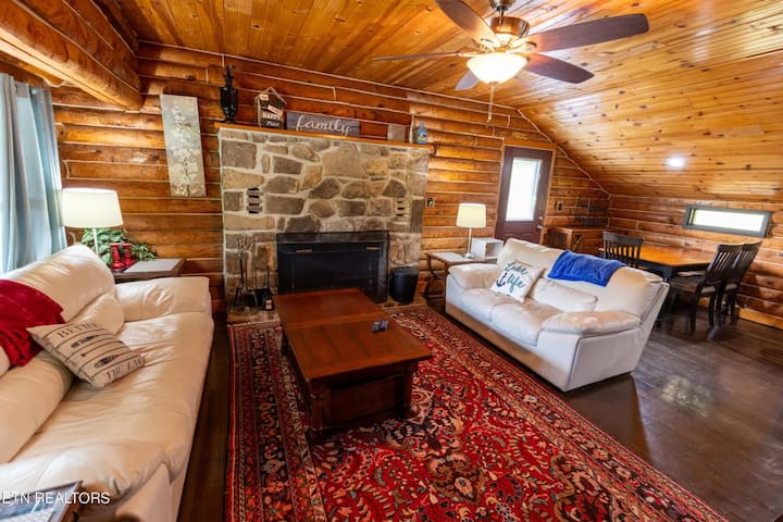 New! Blue Water Cottage | Lakefront Home On Norris - Norris Lake, TN