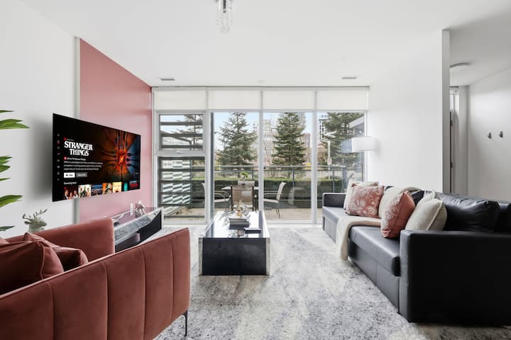 Luxurious 4br Oasis Walk To Cn Tower Entertainment - Toronto