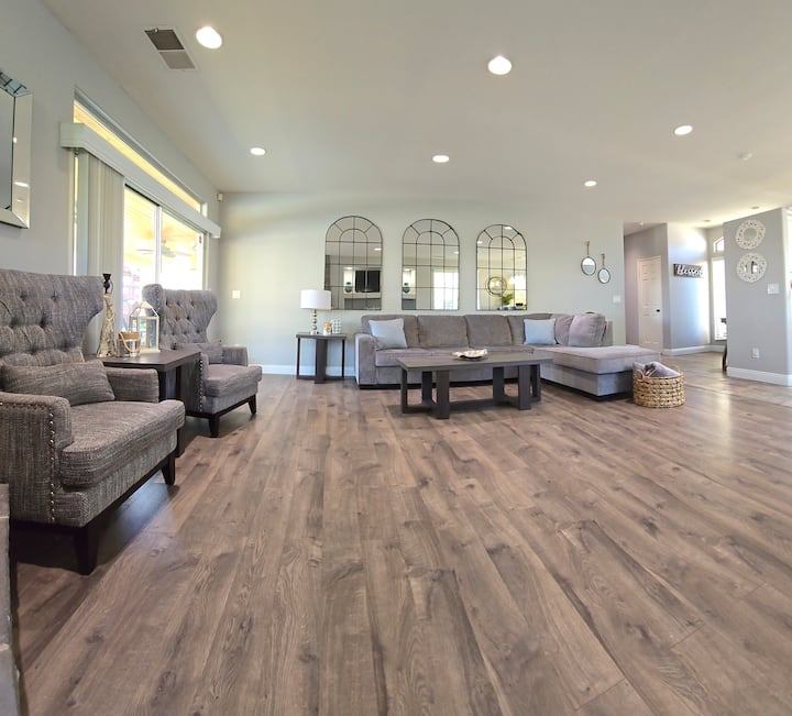 Perfect Getaway W/ Pool And Spa Near Sequoia Park - Tulare, CA