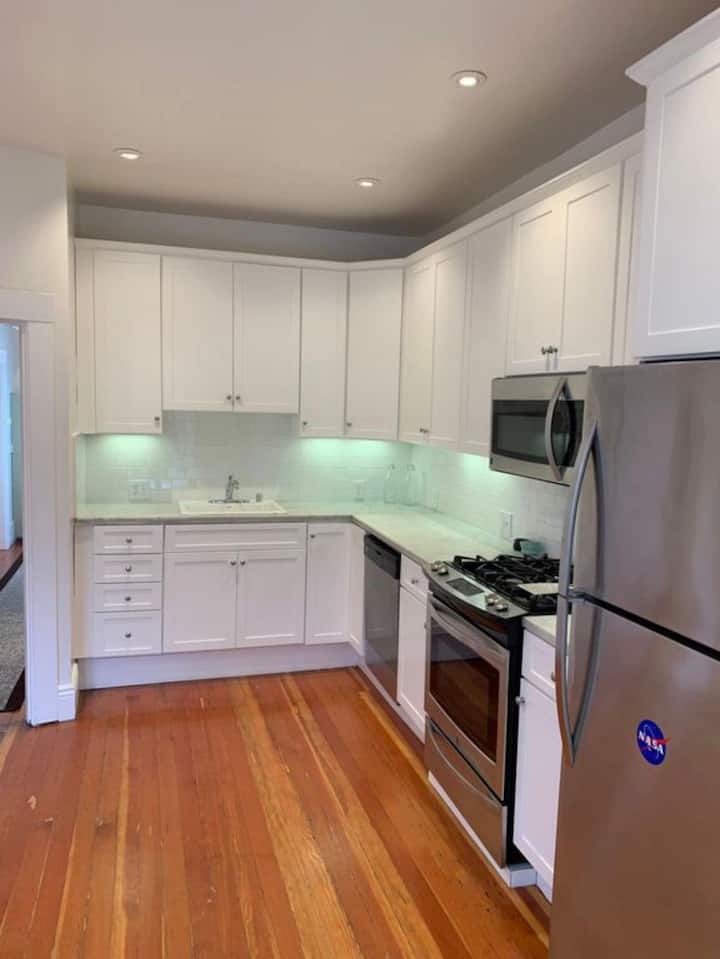 Modern Moss St Flat | Central Sf - サンフランシスコ