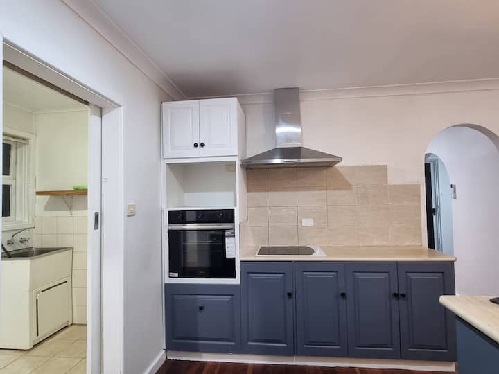 Cozy Lodge In Tarcoola Beach | Coastal Retreat - Geraldton