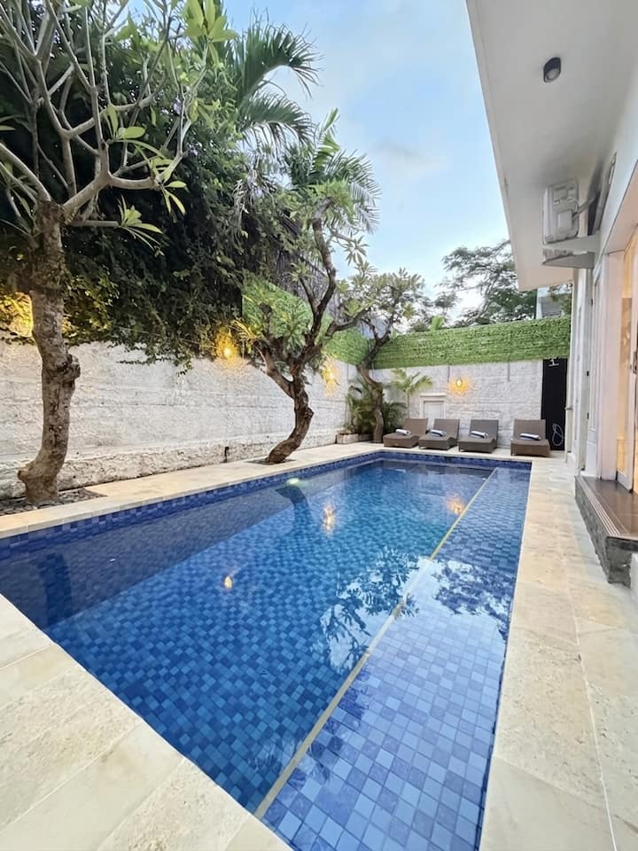 3br Villa Walk To Seminyak Beach /Oberoi - Seminyak