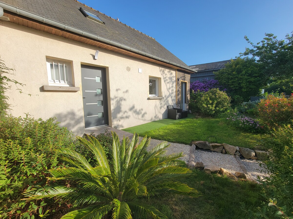 Gite fleuri Le Clos du Bourg - Plessix-Balisson