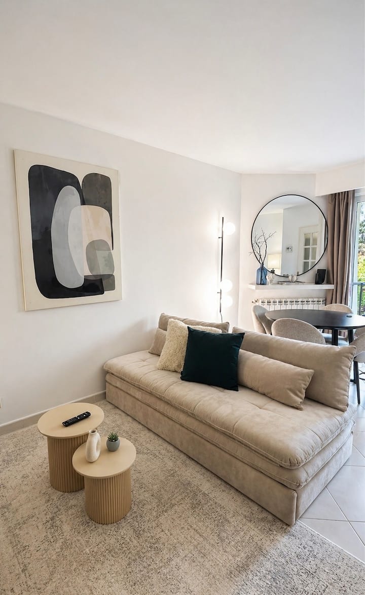 Appartement Centre Juan-les-pins Avec Parking - Antibes