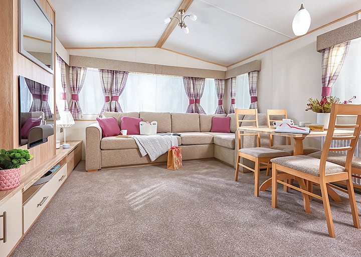 Silver Accessible 2 Bedroom Caravan - Brean