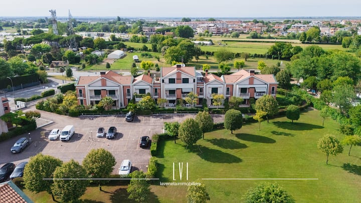 Golden Waves Two Bedrooms, Garden And Pool - Cavallino-Treporti