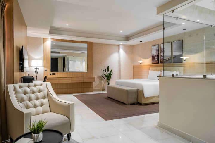 Yanjus Place - Lagos