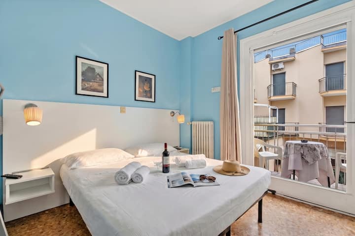 Hotel Del Golfo 68 - By Happy Rentals - Laigueglia