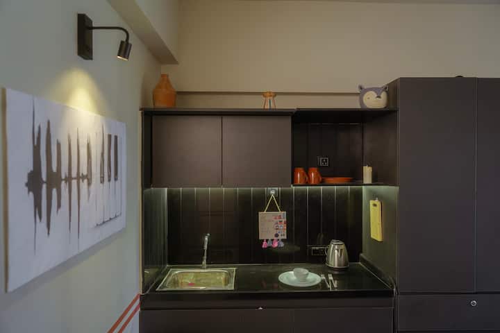 A Cozy Platform Bed Studio Apt By Flh Residences-2 - 구자르트
