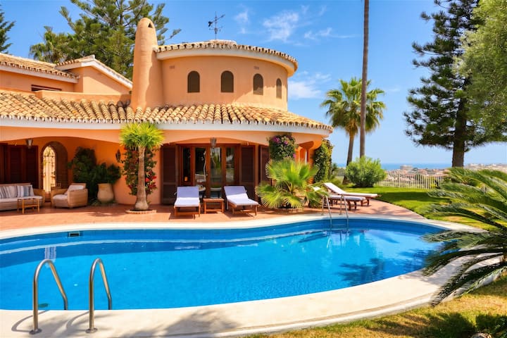 3163 Luxury Mediterranean Villa With Private Pool - Benalmádena