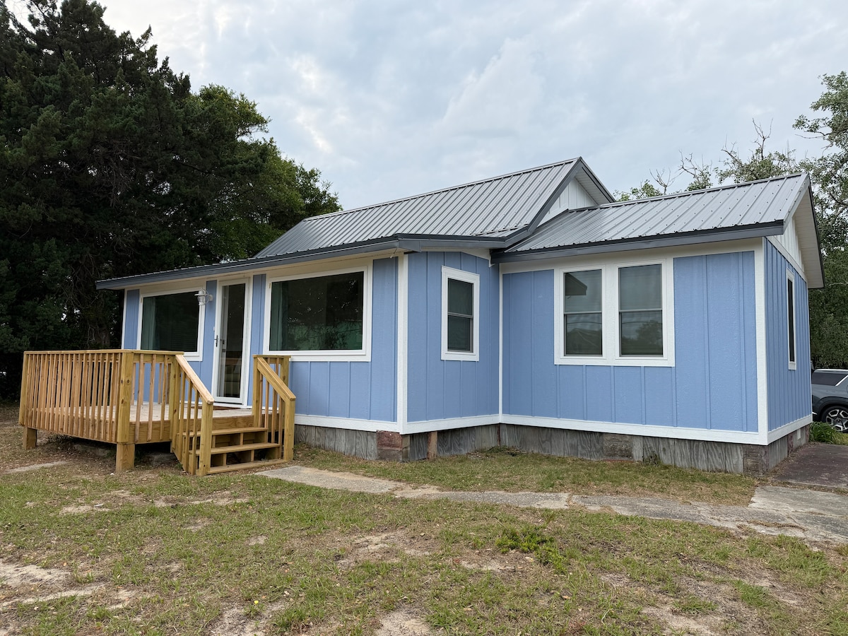 Summer Lotus Cottage
