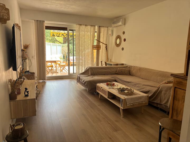 Petit Coin De Paradis Avec Terrasse - Marsella