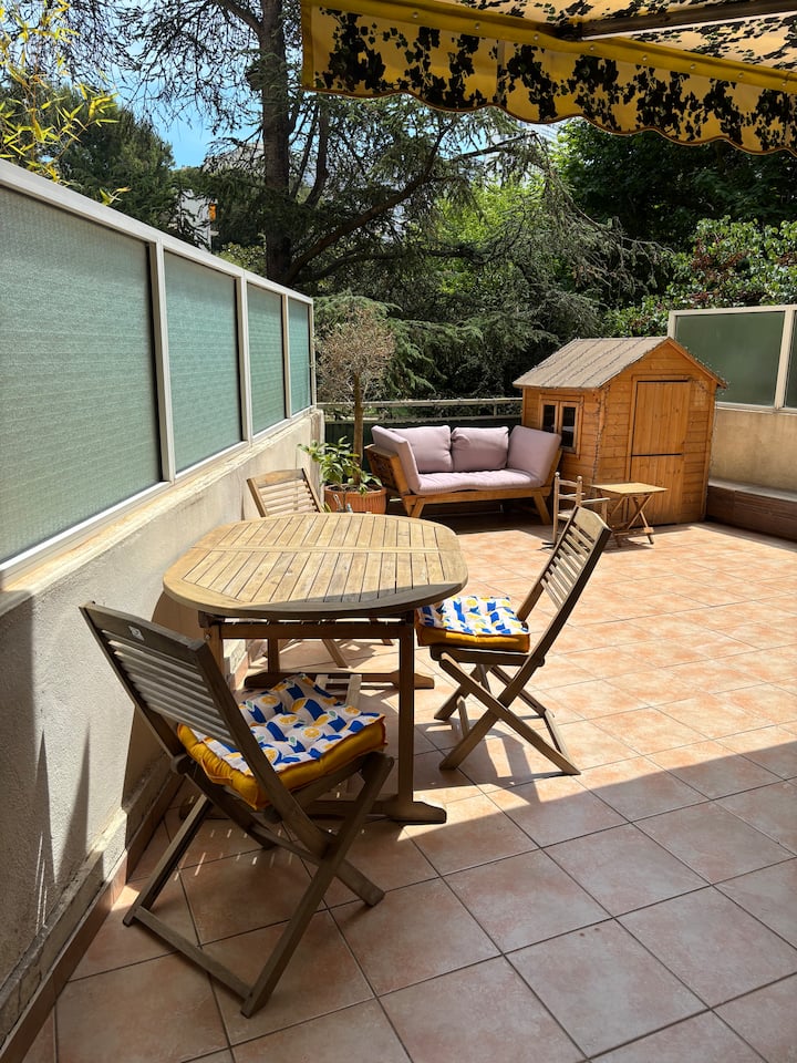 Petit Coin De Paradis Avec Terrasse Au Calme - Marsylia