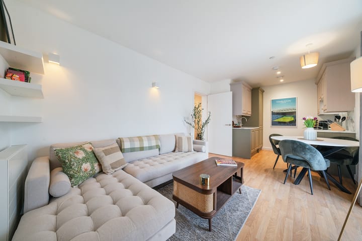 Modern Flat With A View & Prime Location - Chelsea