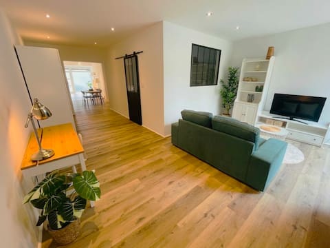 Loft • 20 min Pairi Daiza • Cozy • Downtown