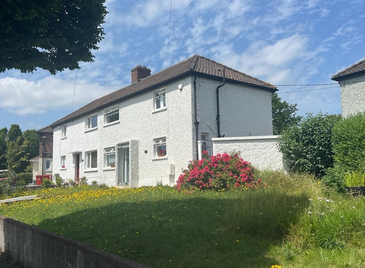 Cosy Dublin 11 Home Near Airport And City - Swords