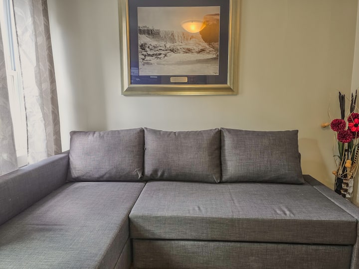 King Suite | 5 Min To Niagara Falls - Niagara Falls, NY