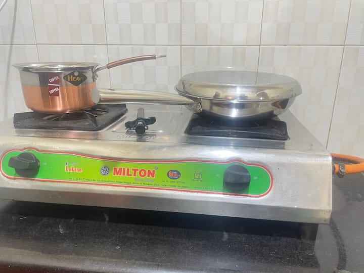 Newly Furnished 2 Bhk House For Rent In Gokulam - マイスル