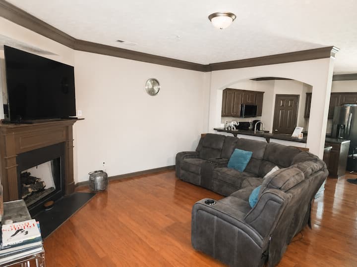 Conyers Cove: Your Cozy Home Away From Home - Conyers, GA