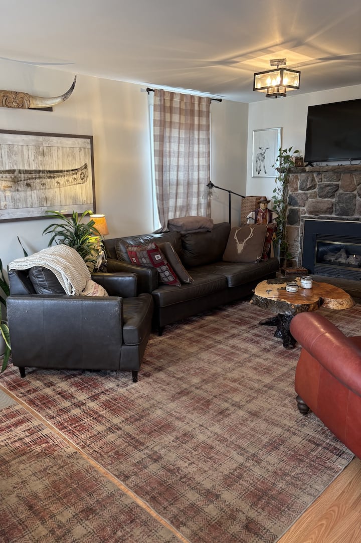Gravenhurst Upper Unit - Gravenhurst