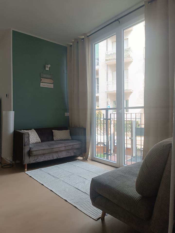 Independent And Private Apartment Facing Yard - Busto Arsizio