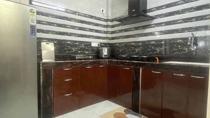 Stay@77 "Where Luxury Meets Happiness". - Kurseong