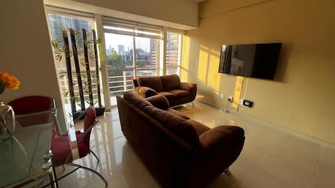 Top Airbnb: Modern apartment with balcony 5 minutes from Polanco in Anahuác