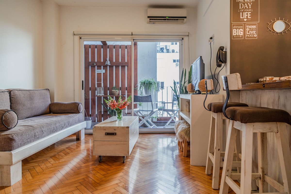 Departamento 2 ambientes con balcón