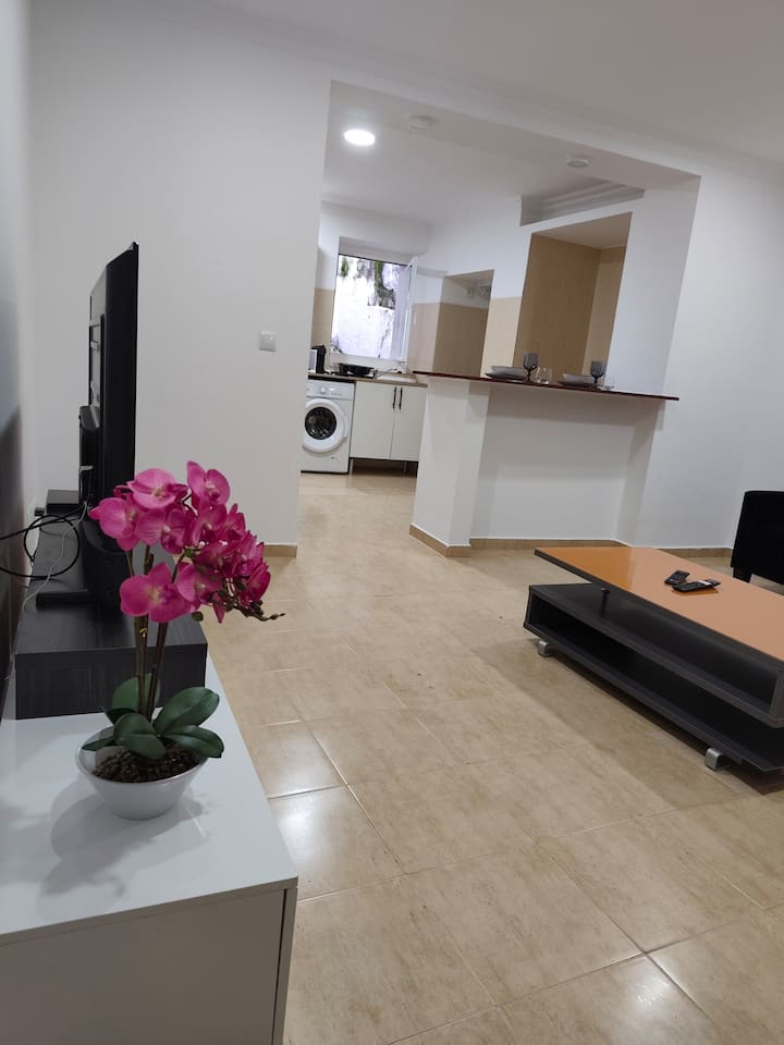 Apartamento Com Varanda - Elvas