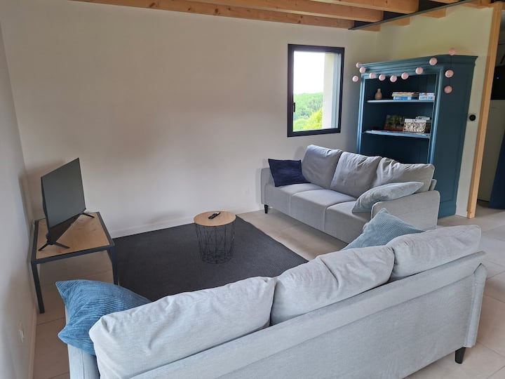 Gîte Les Frênes, 7/8 Personnes, Proche Vulcania - Frankreich