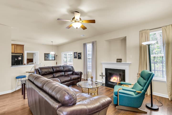 Cozy 4br Family Retreat In Summerville - Summerville, SC