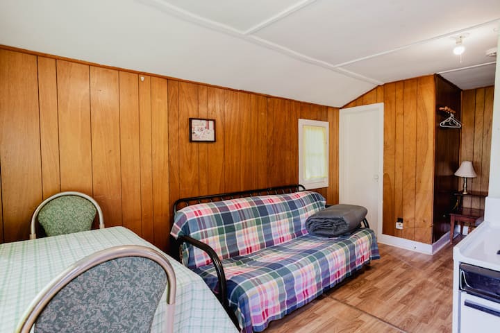 Cozy Lakeview 1-bdr Cottage In Bobcaygeon #02 - Bobcaygeon