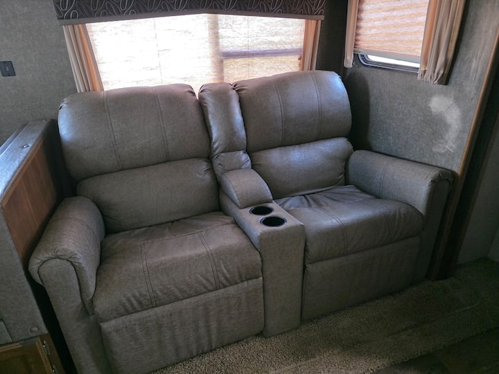 Lazy K Family Glamper - Sioux City, IA