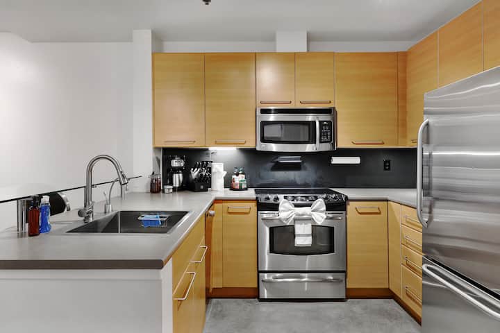 Capitol Hill Studio, Walk Everywhere, Ac + Laundry - Seattle Chinatown International District