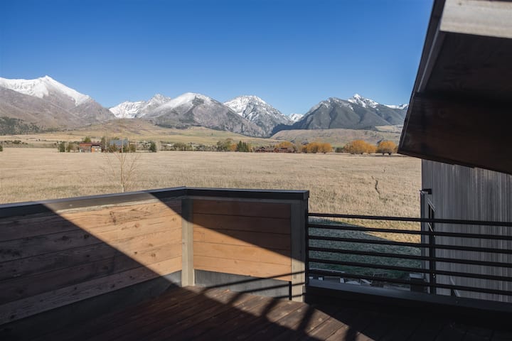 Meadow House exterior with mountain views
