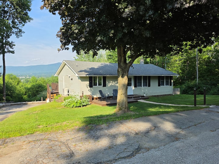 Panoramic Mountain Views - Fiber Wi-fi, Ev Charger - Rutland
