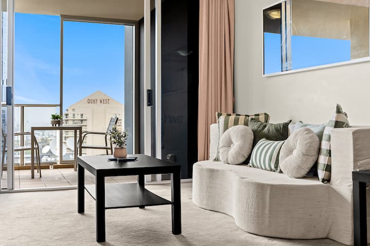Stylish Cbd 2br Apartment: Near Everything - Brisbane