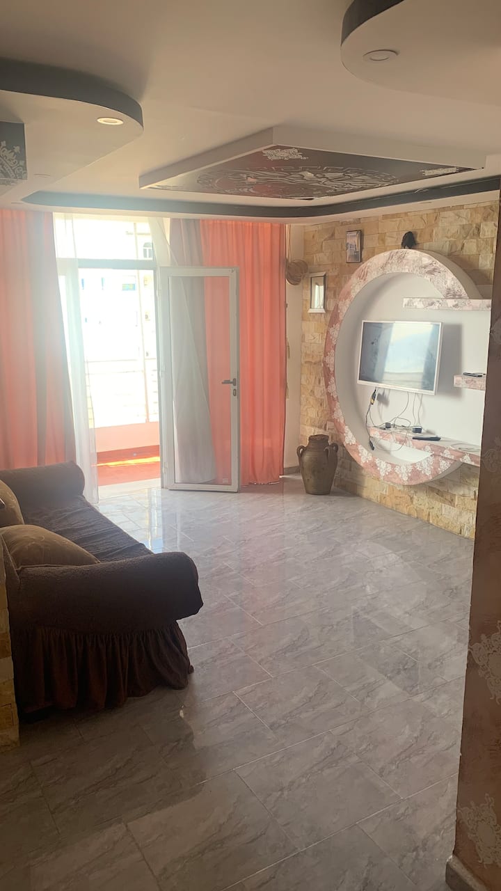 L'appartement Est Situé Au Troisième éTage - Béjaïa