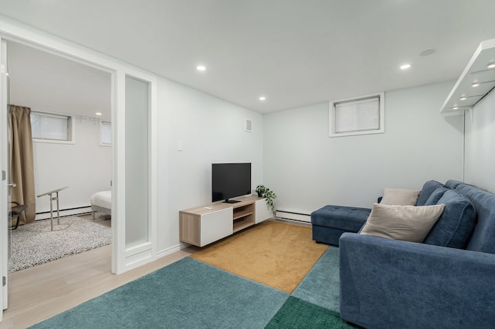 Modern 1br + Den Suite • 3 Min To Metro - LaSalle