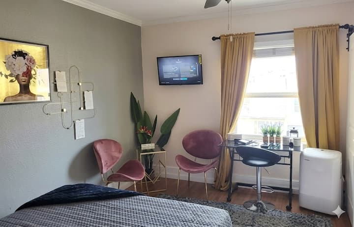 Comfortable & Stylish Studio In San Diego - National City, CA