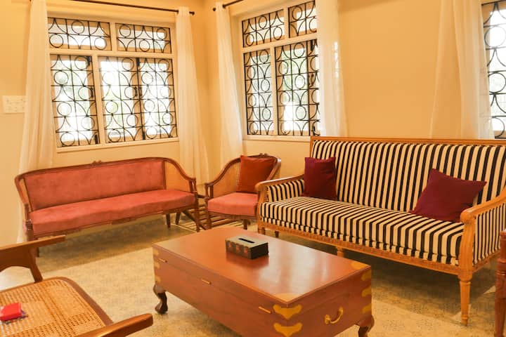 Living room image 1