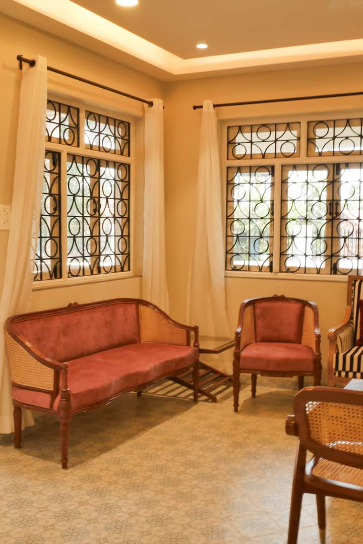 Living room image 6