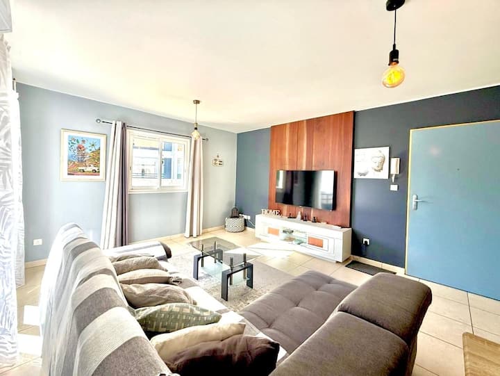 Le Gouz Place, Moderne Et Confortable - Saint-Denis