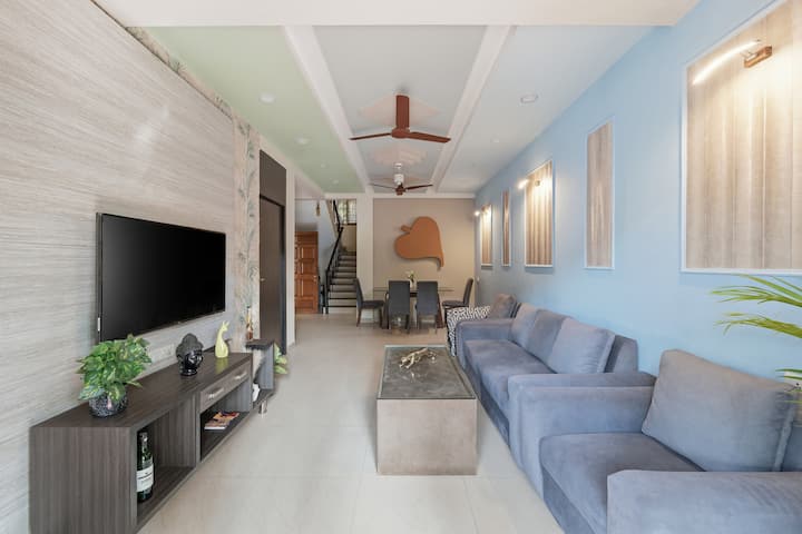 Living room image 2