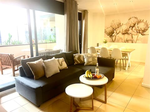 Anuncio de Airbnb popular: Born to Chill | Central, Pool, Parking, Terrace en Lloret De Mar