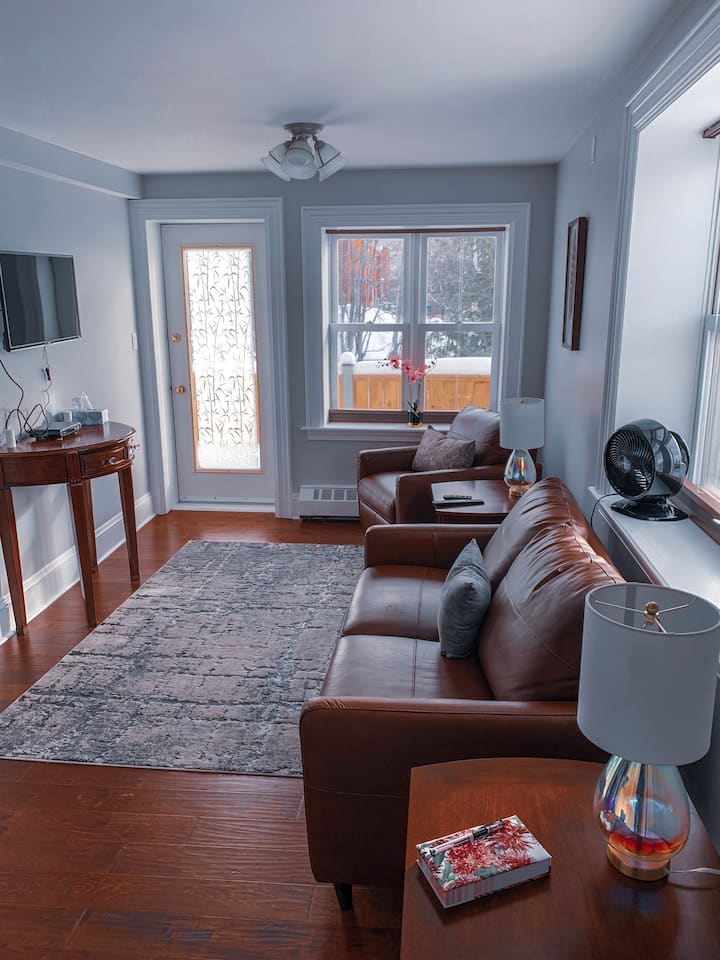 Cozy Apartment For Friends At Heart Of Down Town - Charlottetown