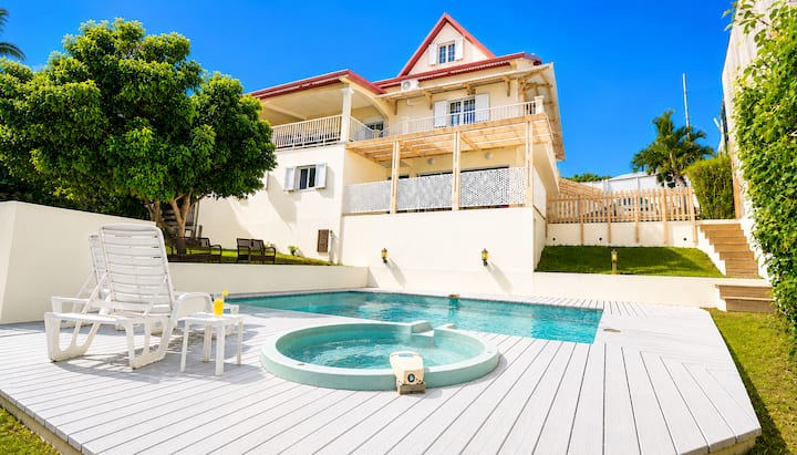 Villa Familiale 8 Chambres Avec Piscine Vue Mer - Reunión