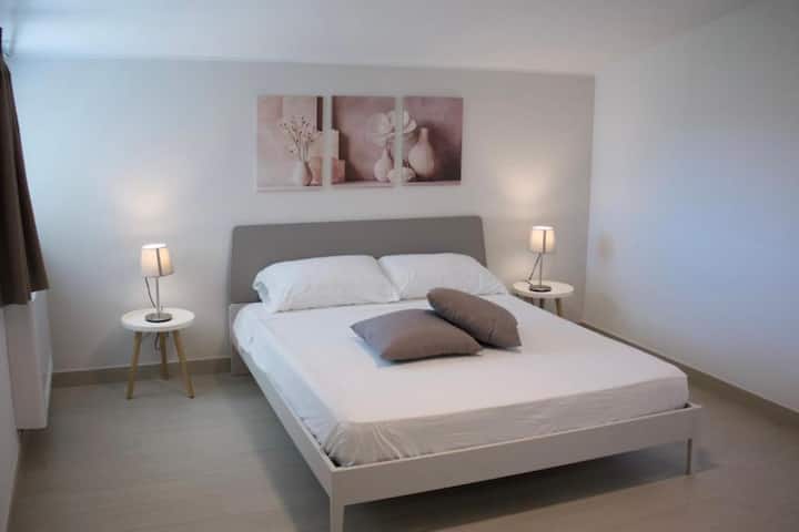 Camera Tripla Con Bagno Privato - Scauri