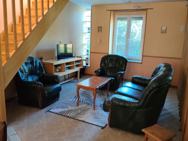 Gite De Campagne Avec Piscine Intérieure Privée - Haute-Marne