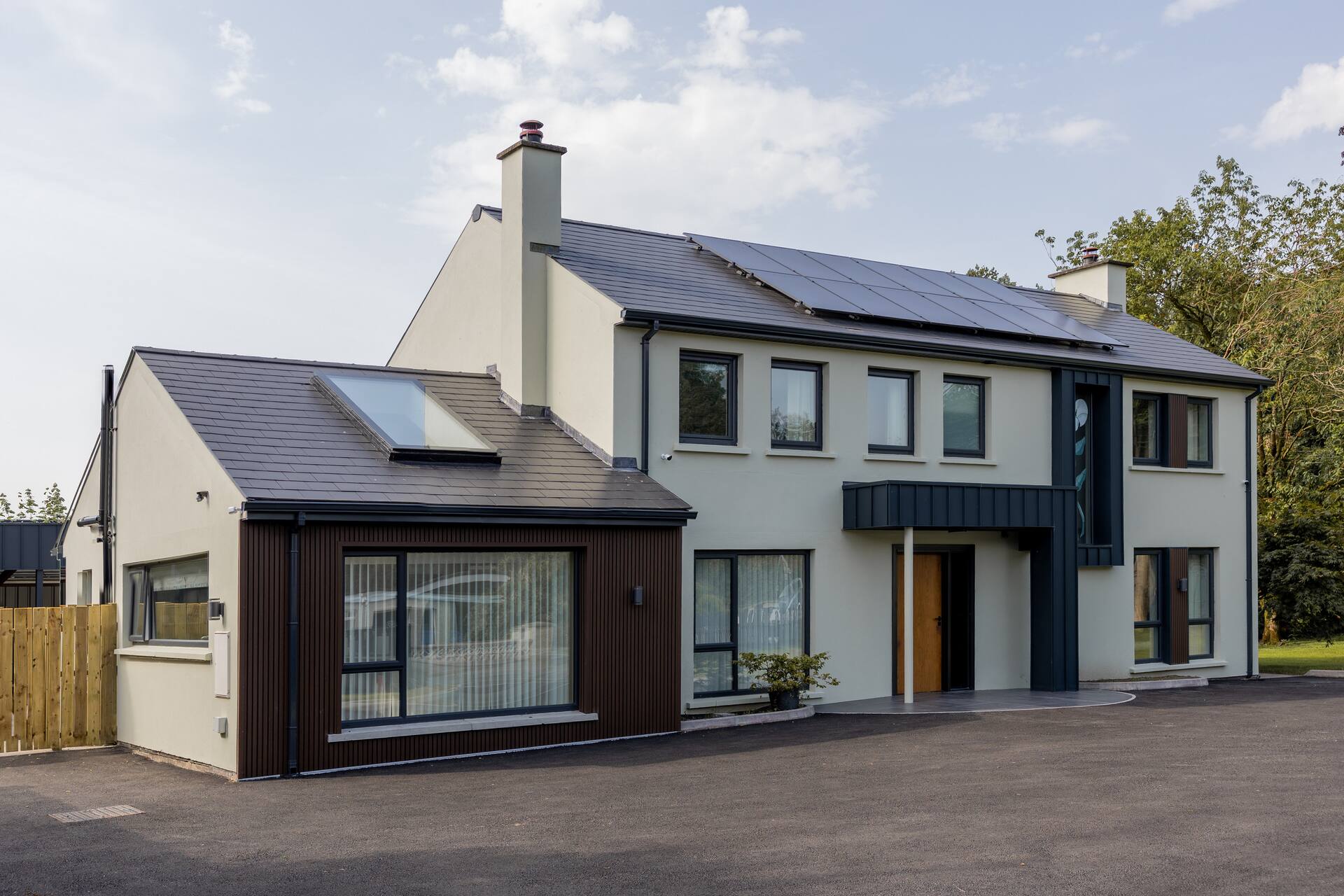 Green Luxury Retreats- The Sperrins. 20 Guests